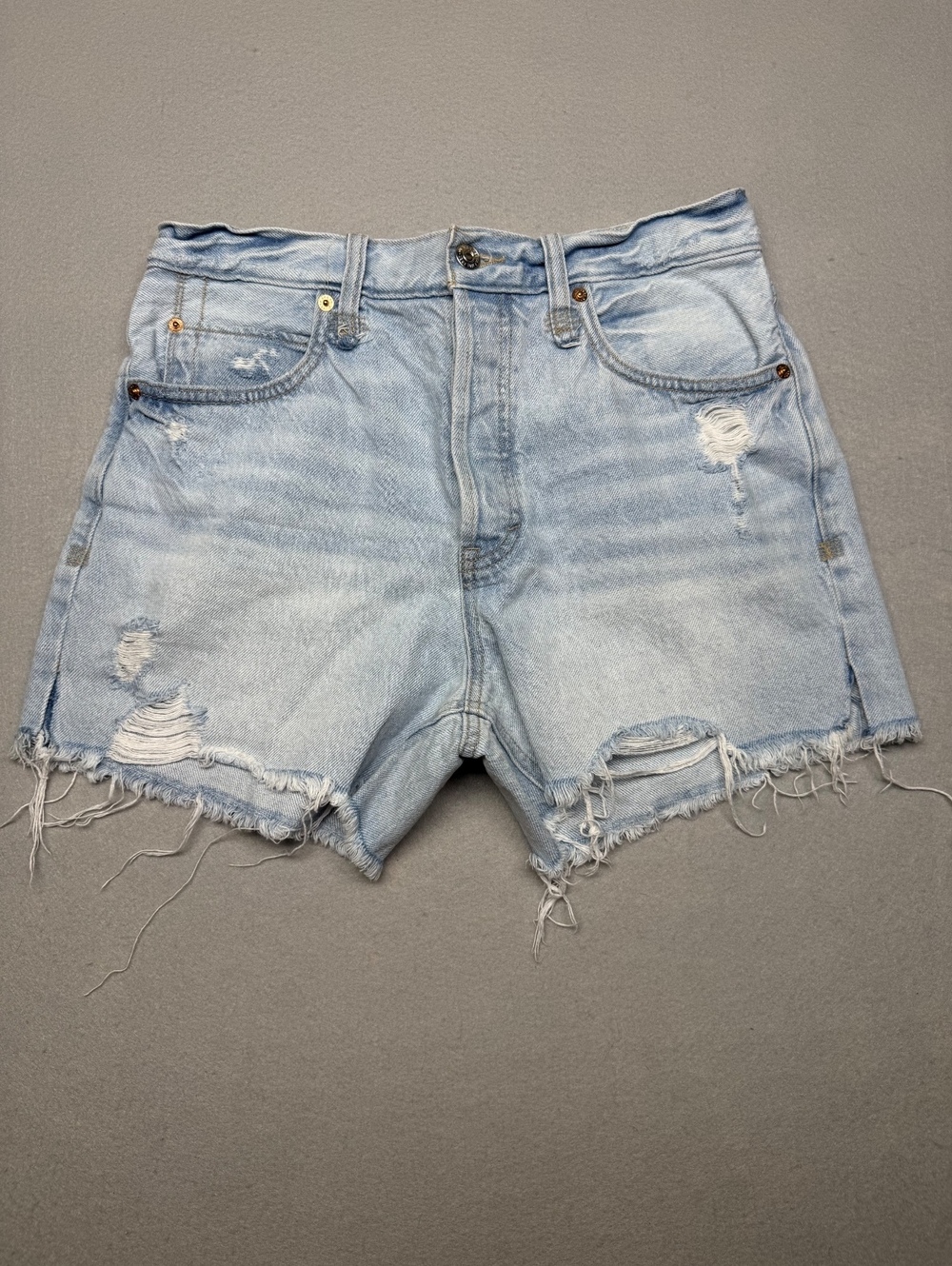 Twenty Eight Distressed Denim Shorts Women Waist 30 in. Blue